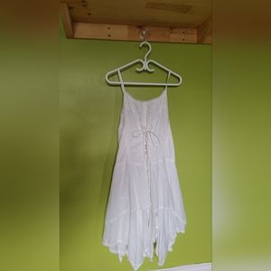 WEVEZ - Beautiful Boho Dress - Free Size (fits large) - White
